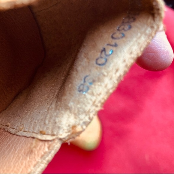 SOCOFY Sz 38 Funky Heel Yellow Green Perforated Laser Cut Mary Jane Style Shoes - Picture 6 of 10